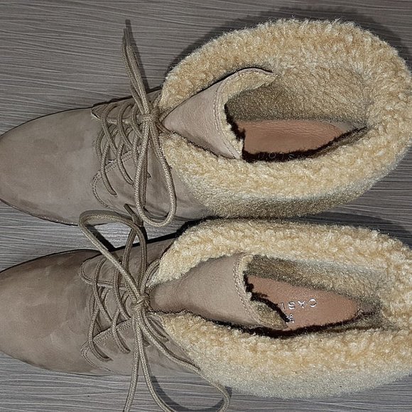 Caslon Gaby Faux Shearling Lace-Up Bootie, Sand Leather, Womens Size 11 M / 41 - Picture 10 of 11